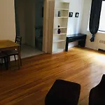 Stylish Montreal Apartment: Comfortable Stay In The Golden Square Mile